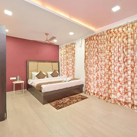 Mountain Leaf Villa Lonavala Exterior photo